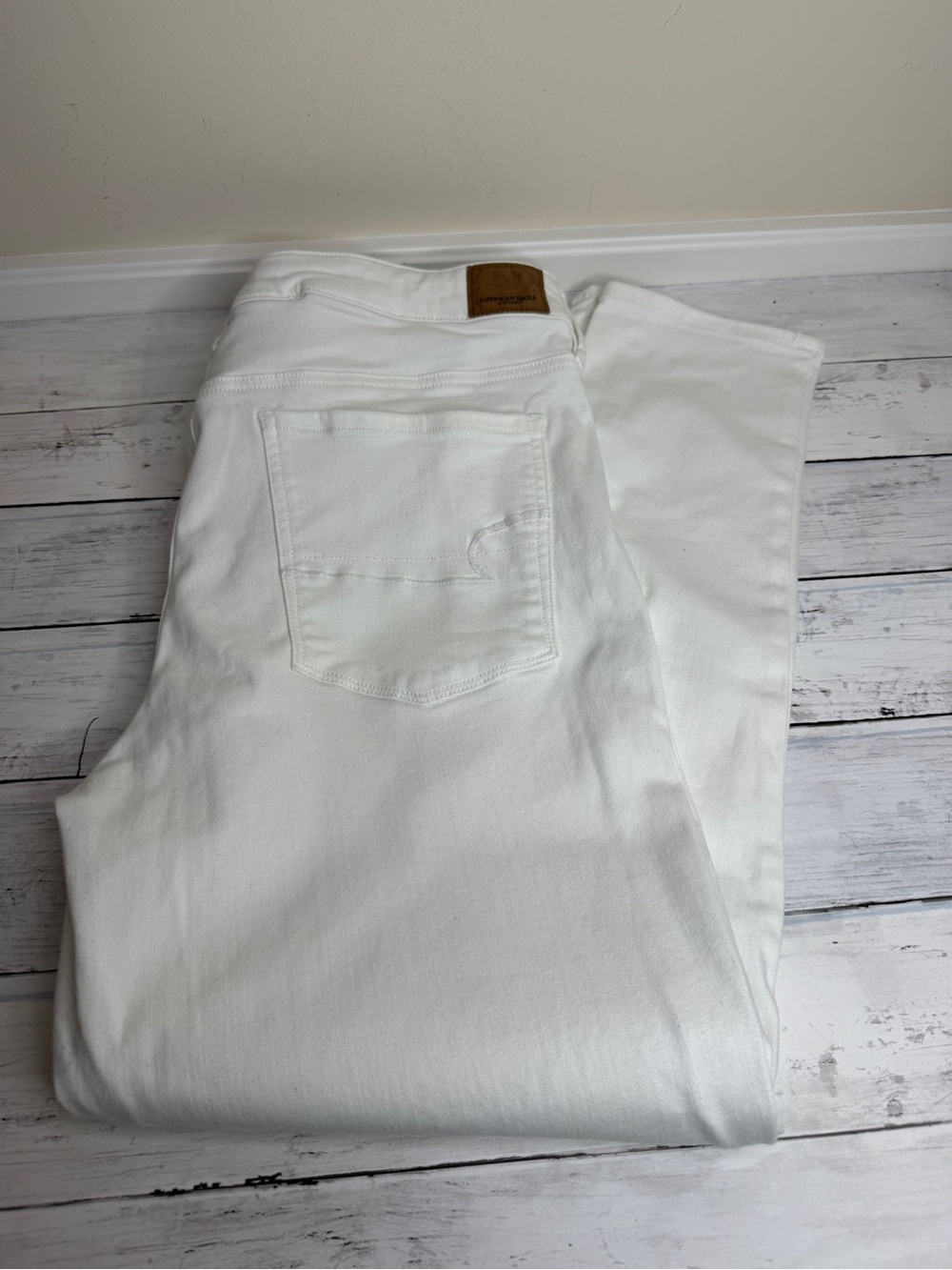 American Eagle Outfitters White Skinny Jeans - Clean Stretch Denim